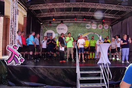 Com Together Cup